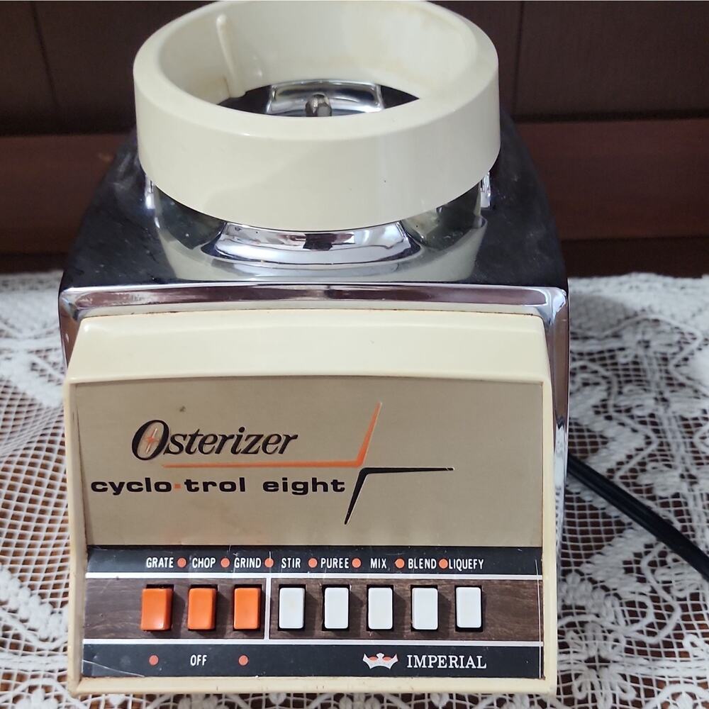 Osterizer Cyclo-Trol Eight Imperial 8-Speed Blender Power Base Beige/Chrome